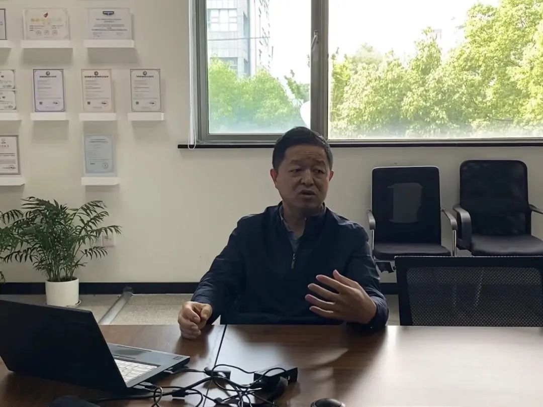 安峰企業(yè)文化研討會(huì)現(xiàn)場 安峰企業(yè)文化研討會(huì)現(xiàn)場