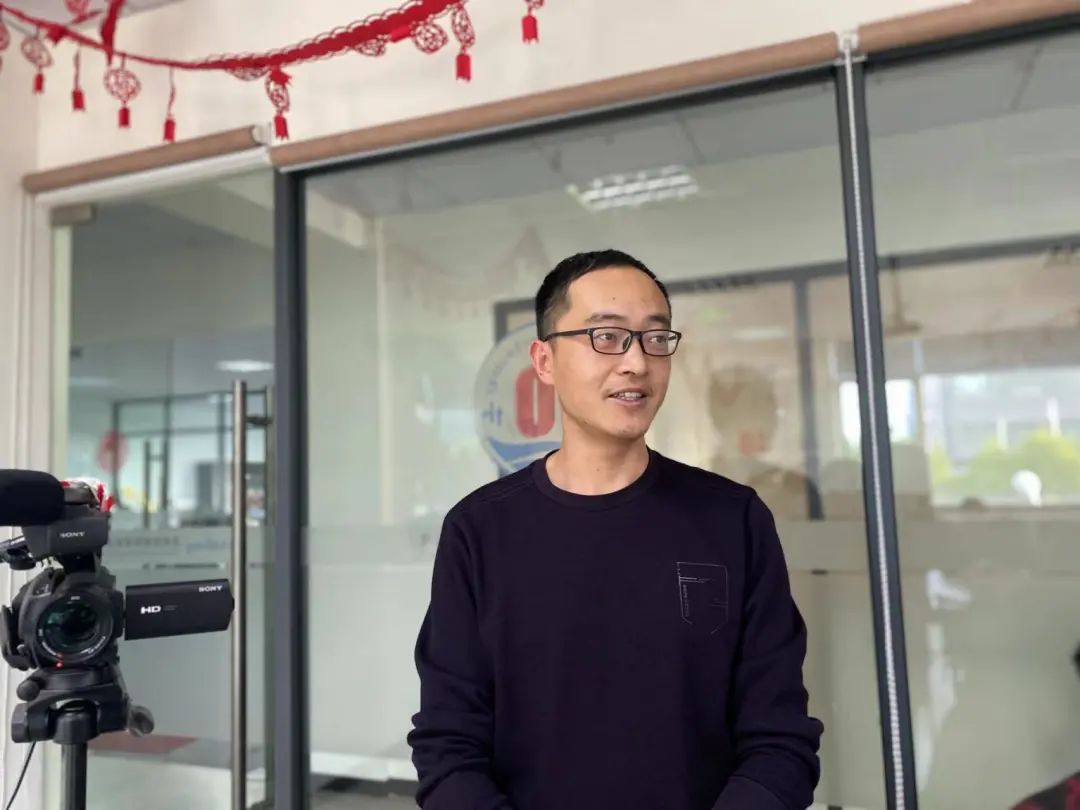 安峰企業(yè)文化研討會(huì)現(xiàn)場 安峰企業(yè)文化研討會(huì)現(xiàn)場