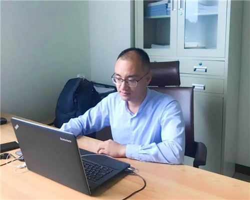 文化興企賈鑫：團(tuán)結(jié)一致，才是企業(yè)核心競(jìng)爭(zhēng)力！